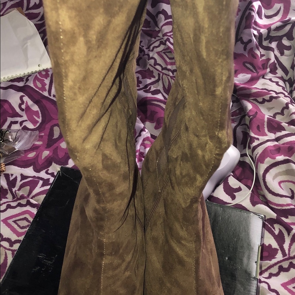 Grey/Tan wide width wide catch knee boots - Picture 3 of 4